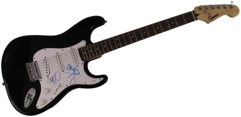 כריס מרטין, גיא ברימן, וויל אלוף הלהקה חתמה על חתימה בגודל מלא בגודל שחור פנדר סטרטוקסטר גיטרה חשמלית עם